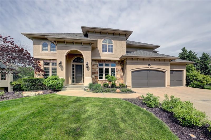 16412 Barton St, Overland Park, KS 66221