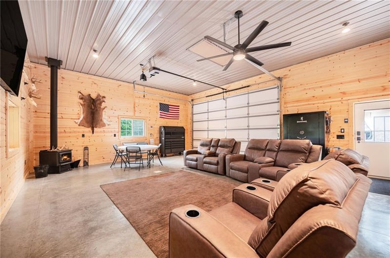 13150 Norris Rd, Rayville, MO 64084