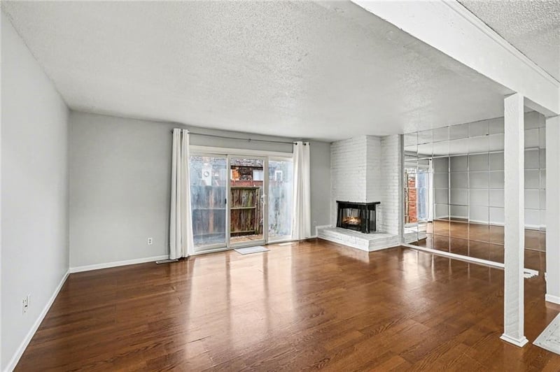 3301 Bridge Manor Dr, Kansas City, MO 64137