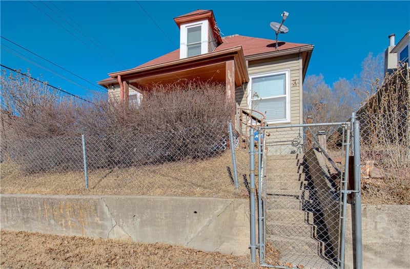 5012 Scarritt Ave, Kansas City, MO 64123