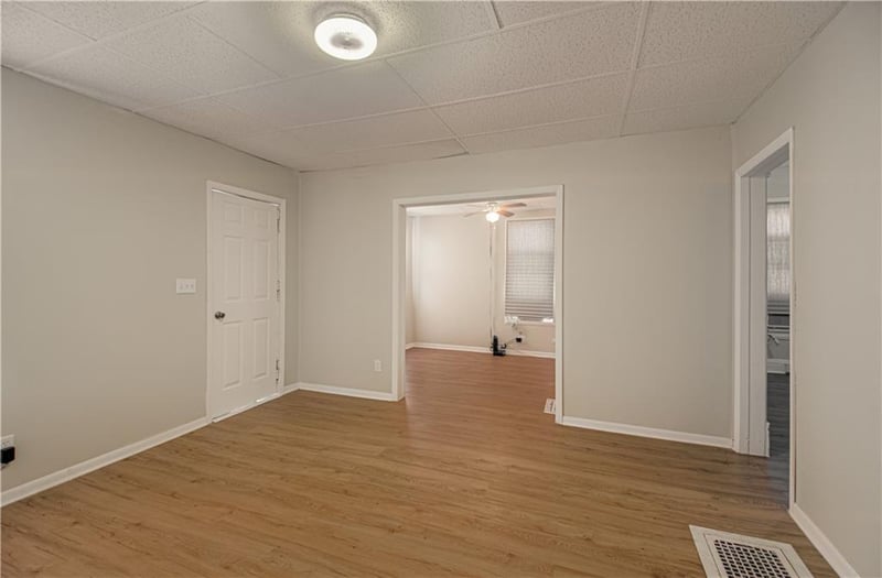 5012 Scarritt Ave, Kansas City, MO 64123