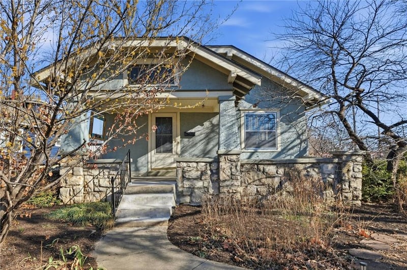 5847 Harrison St, Kansas City, MO 64110