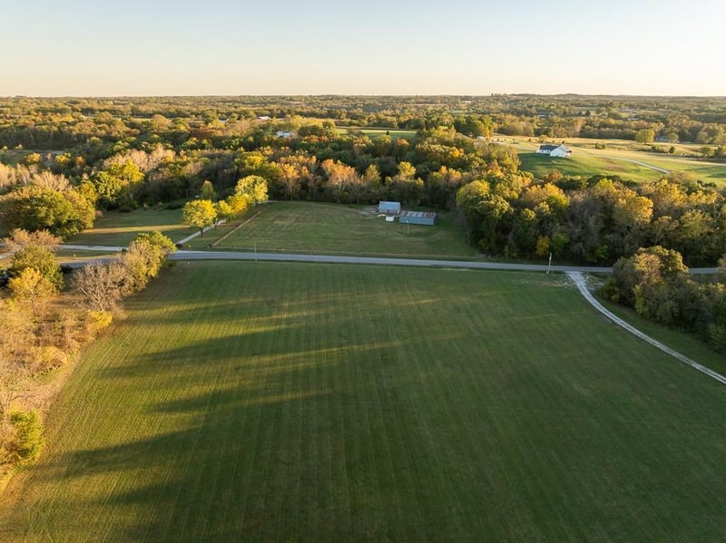 Tract 7 Highway Oo Hw, Odessa, MO 64076
