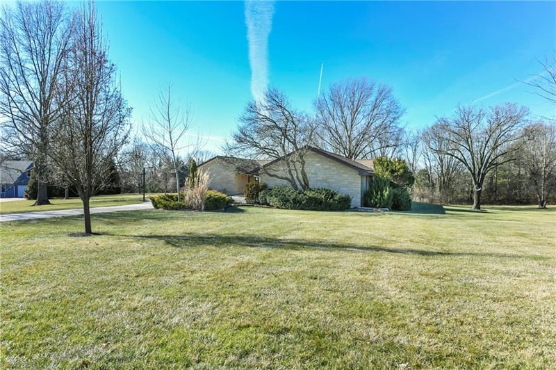 1800 Pine Ridge Dr, Leavenworth, KS 66048