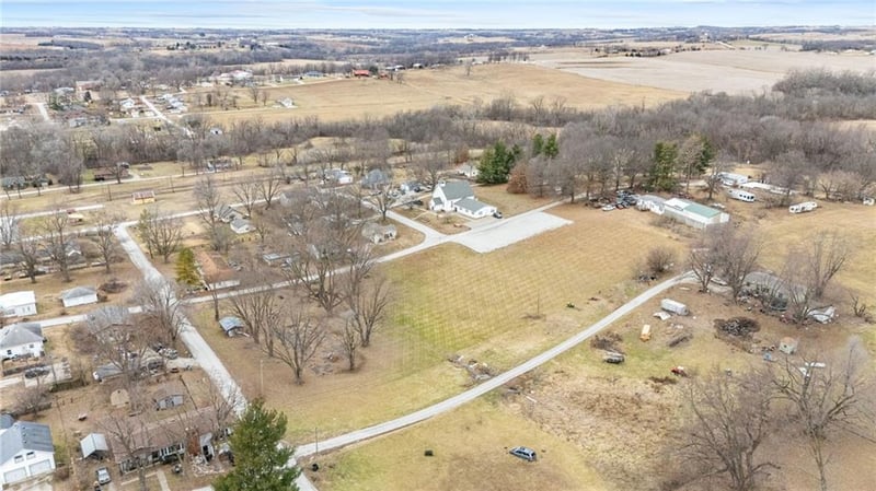 Elm St, Faucett, MO 64448