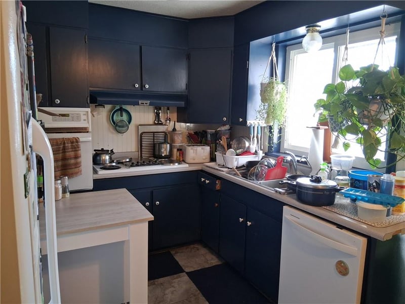 9316 Richmond Ave, Kansas City, MO 64138