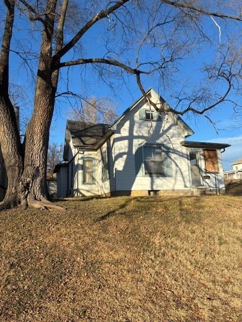 1013 Commercial St, Atchison, KS 66002