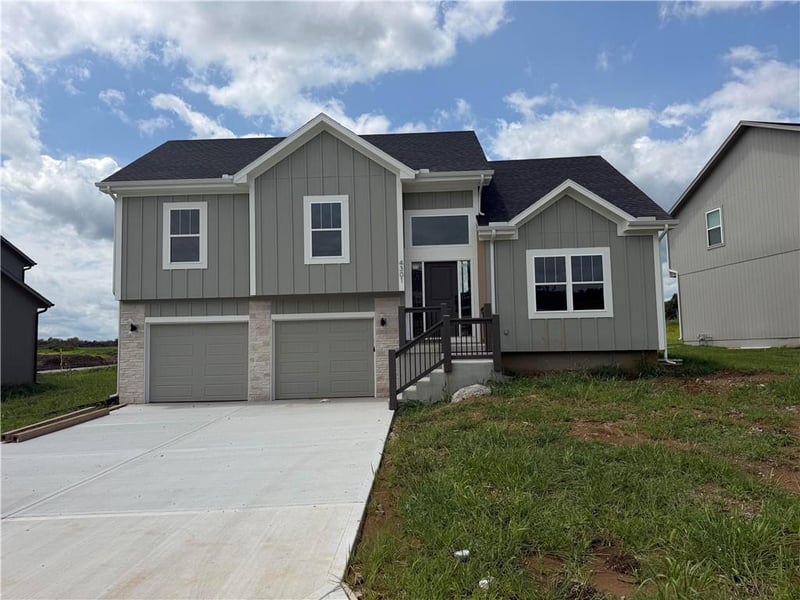 4301 Adams Dr, Blue Springs, MO 64014