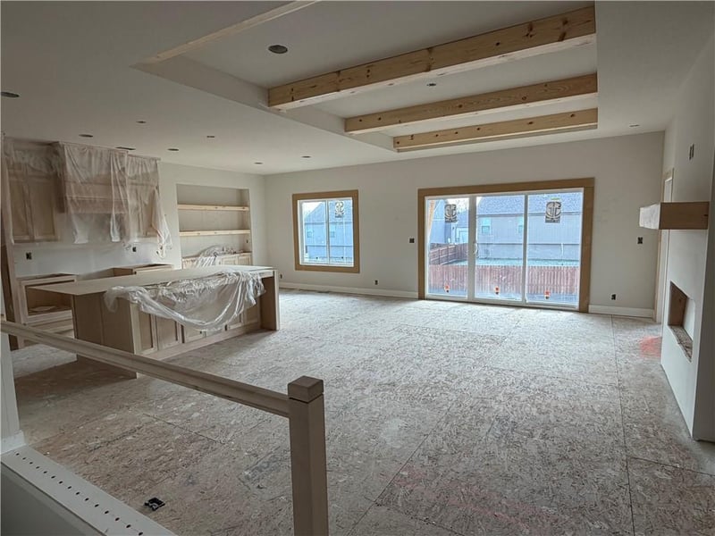 913 Hickorywood Dr, Grain Valley, MO 64029