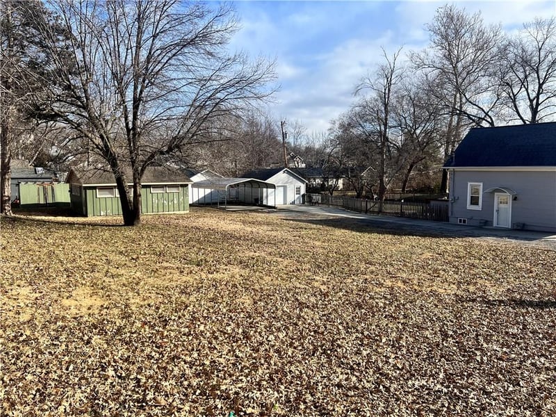 4517 Eaton St, Kansas City, KS 66103