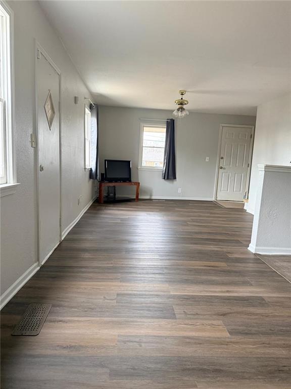 1841 S Valley St, Kansas City, KS 66103