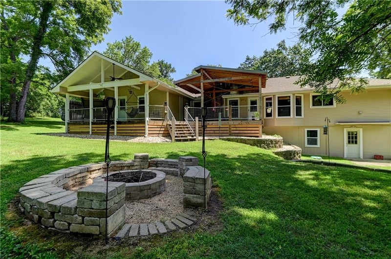 4522 Koger Rd, Sibley, MO 64088
