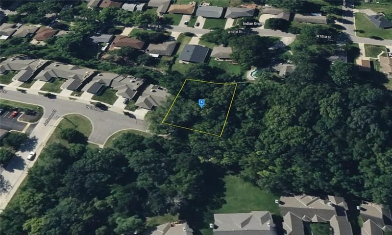 611 100th Ter, Kansas City, MO 64114