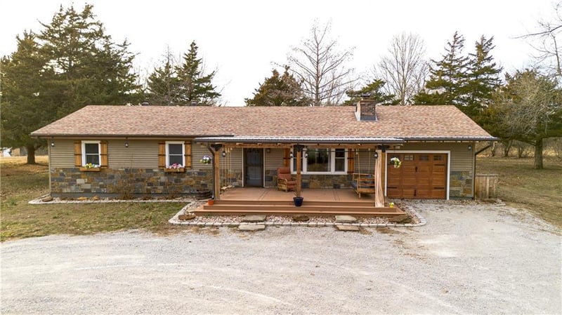 1440 S 145 Rd, El Dorado Springs, MO 64744