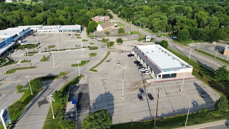 6441 Prospect Ave, Kansas City, MO 64119