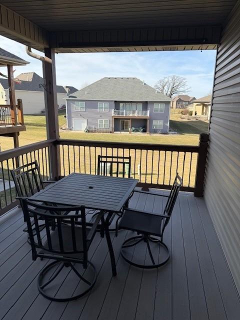 4504 Stonebridge Dr, St Joseph, MO 64505