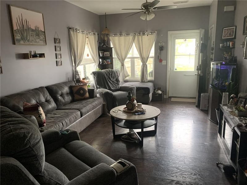 912 Riffle Dr, Pleasant Hill, MO 64080