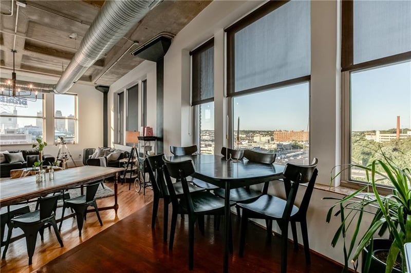 2107 Grand Ave #1001-1002, Kansas City, MO 64108