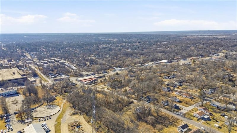 1019 Scott Ave, Independence, MO 64054