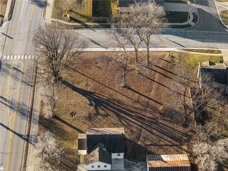 .342 acres Victoria Dr, Lee's Summit, MO 64086