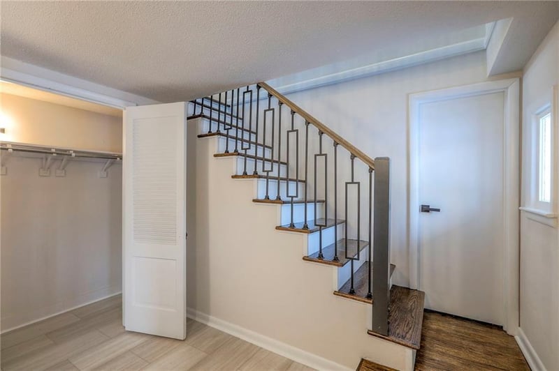 6905 Sycamore Ave, Kansas City, MO 64133