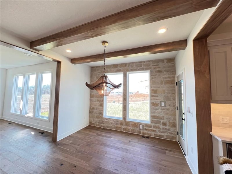 17829 Rainbow Blvd, Overland Park, KS 66085