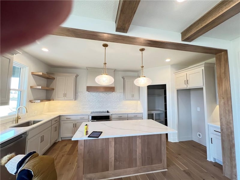 17829 Rainbow Blvd, Overland Park, KS 66085