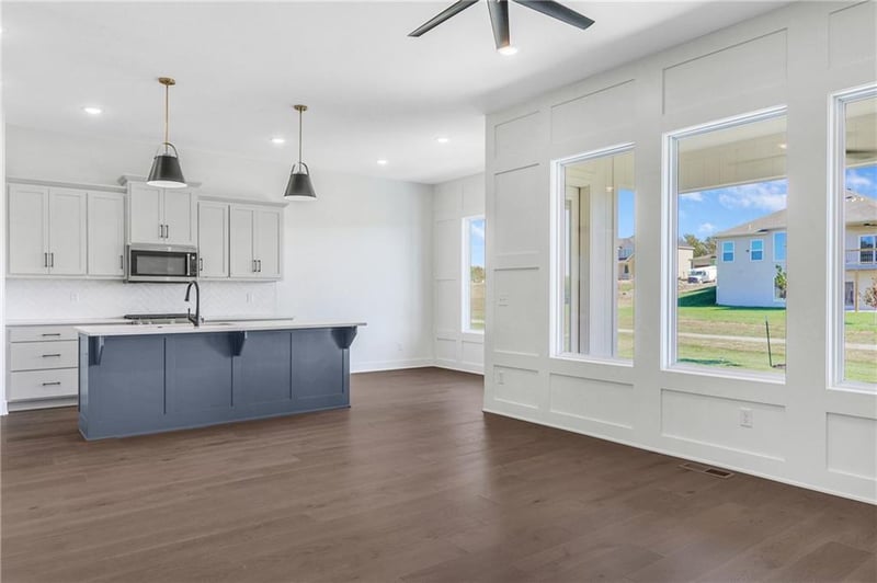 7920 Hoot Owl St, Blue Springs, MO 64014