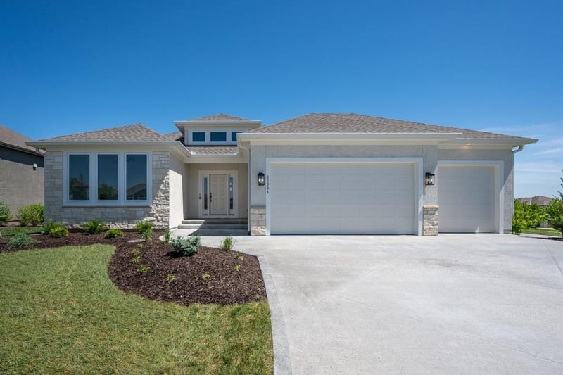 11295 Red Bird St, Olathe, KS 66061