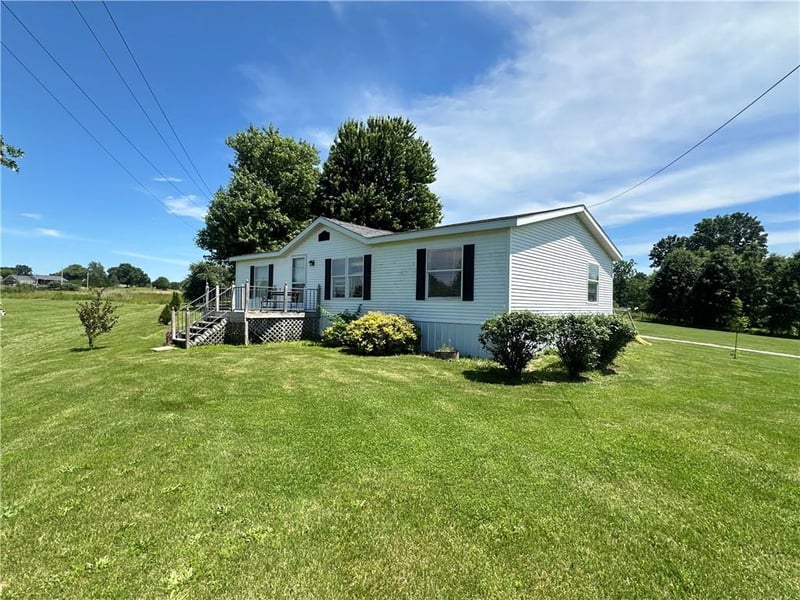 27022 Index Dr, Brookfield, MO 64628