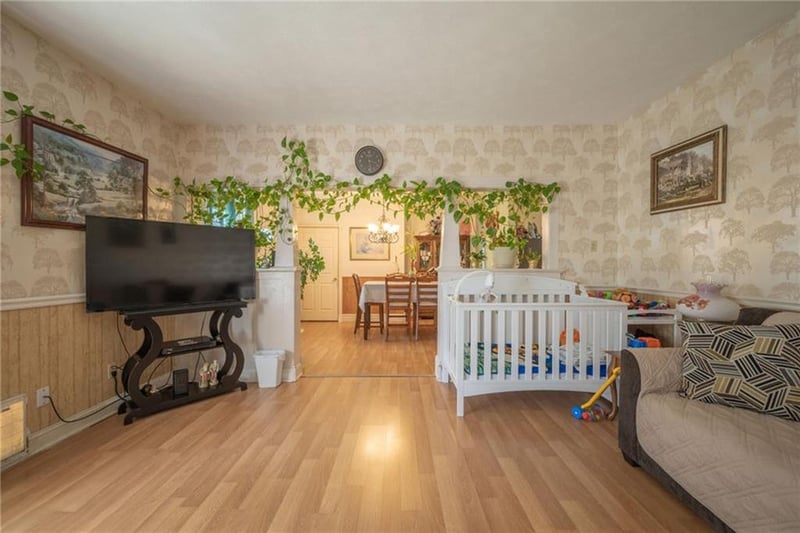 1619 Maple St, Columbus, KS 66725
