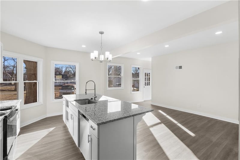 1815 Franklin St, Lexington, MO 64067