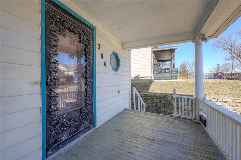 206 N 21st St, Kansas City, KS 66102