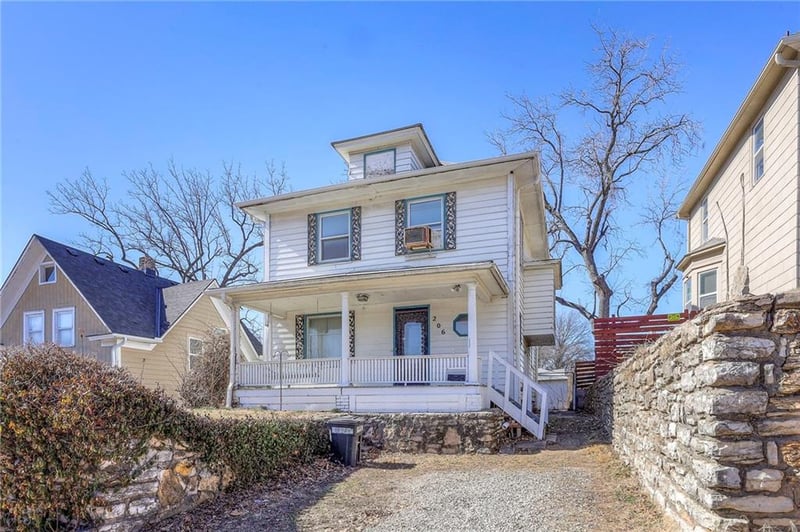 206 N 21st St, Kansas City, KS 66102