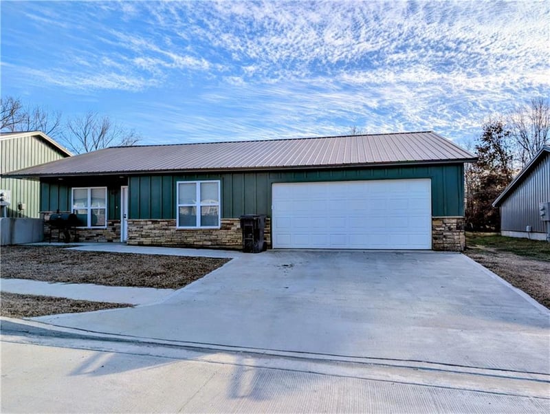 Bridge St, Knob Noster, MO 65336
