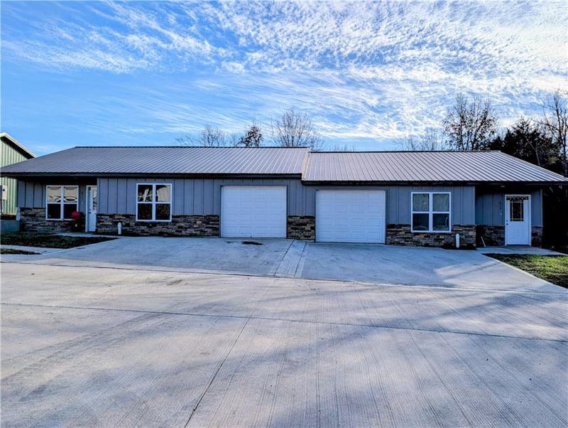 Bridge St, Knob Noster, MO 65336