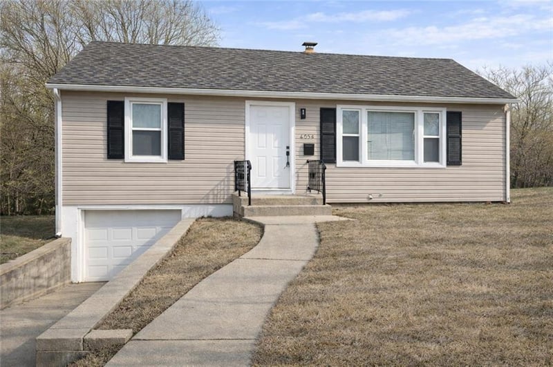 4043 Monroe Ave, Kansas City, MO 64130