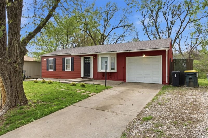 838 83rd Ter, Kansas City, KS 66112