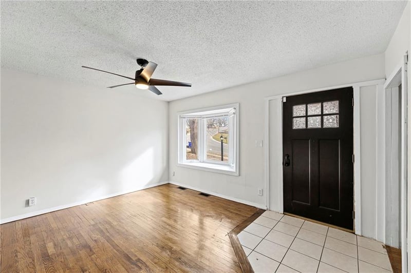 838 83rd Ter, Kansas City, KS 66112