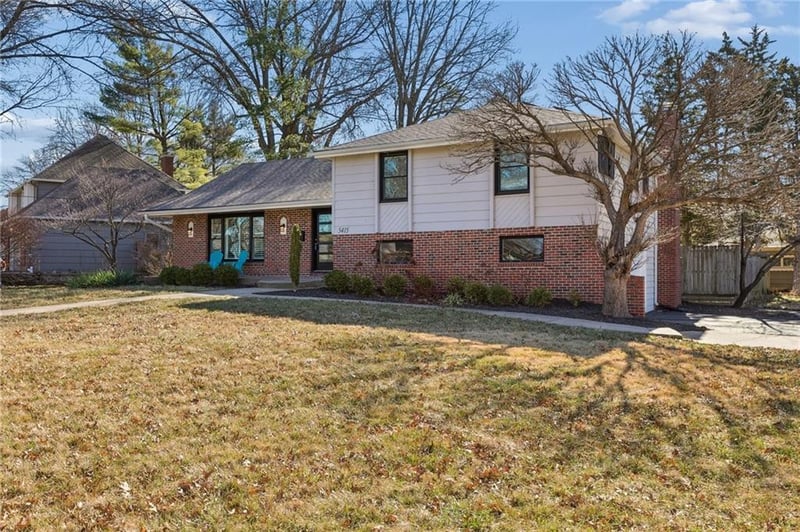 5415 99th Ter, Overland Park, KS 66207