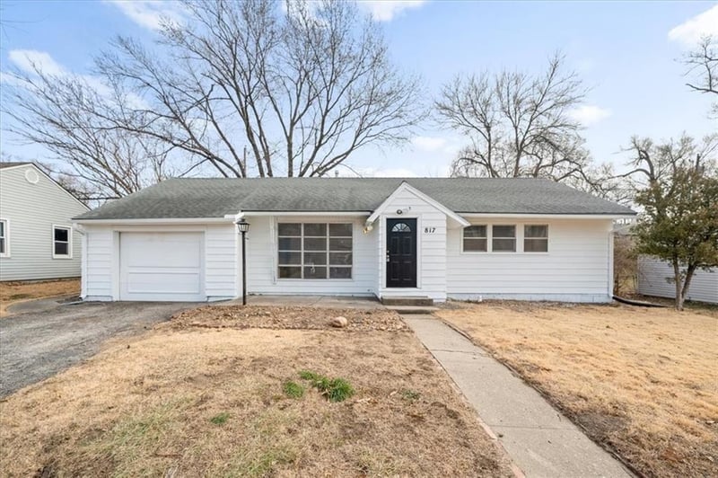 817 N 82nd St, Kansas City, KS 66112