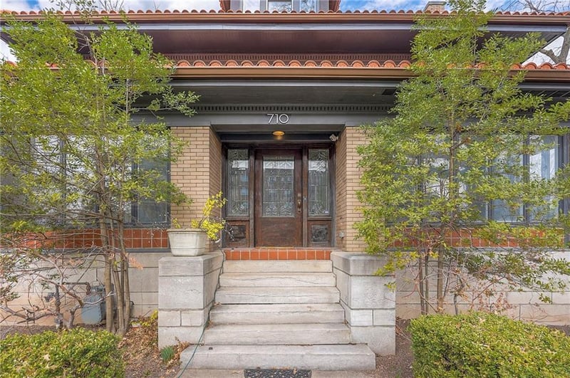 710 Armour Blvd, Kansas City, MO 64109