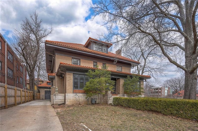 710 Armour Blvd, Kansas City, MO 64109