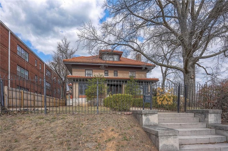 710 Armour Blvd, Kansas City, MO 64109