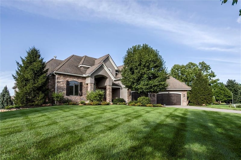 12703 W 160th Ter, Overland Park, KS 66221