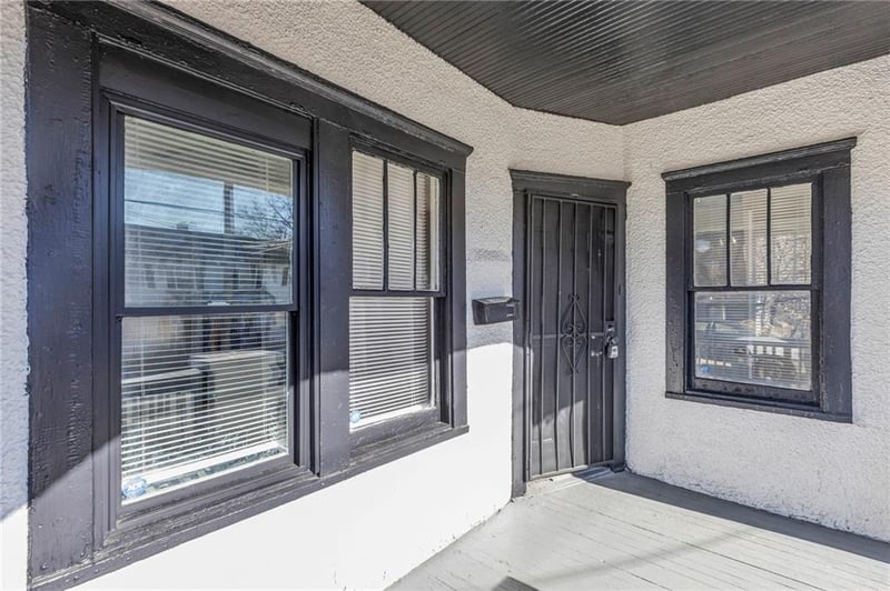 1406 E 45th St, Kansas City, MO 64110