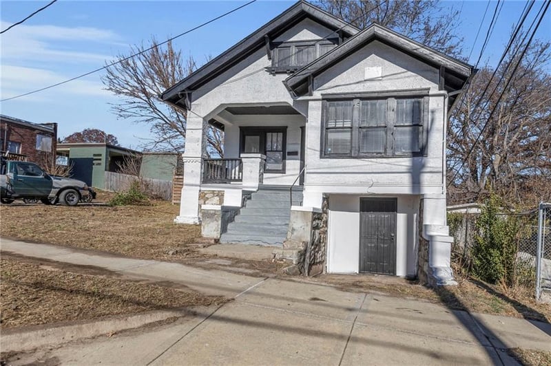1406 E 45th St, Kansas City, MO 64110