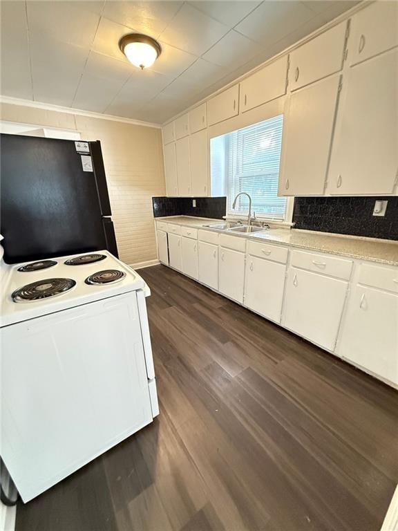 4034 Agnes Ave, Kansas City, MO 64130