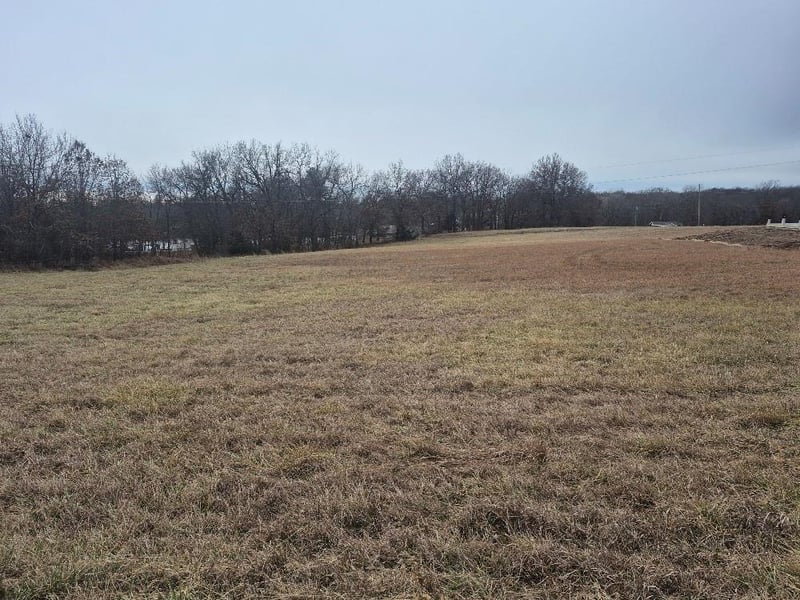 SU Lot 2504 Gulfstream Dr, Gallatin, MO 64640