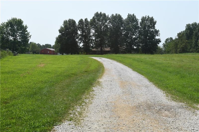 11503 State Route 2 Hw, Freeman, MO 64746